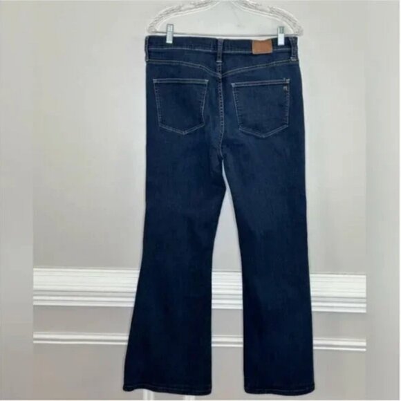 Madewell Women's Flea Market Flare Jeans in Darkwash Size 32 - Picture 4 of 6